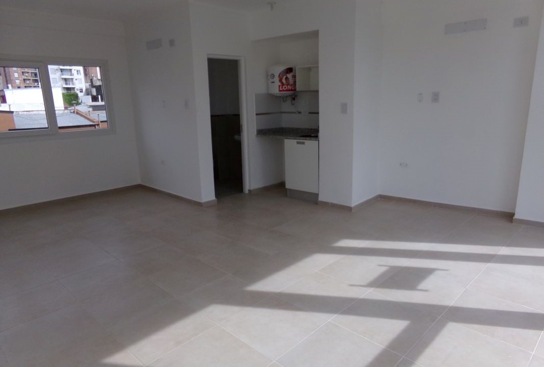 WhatsApp Image 2024-11-28 at 14.35.47 (2)