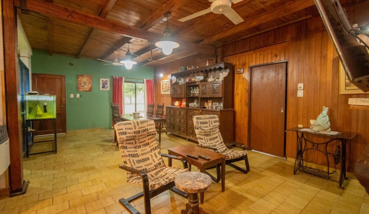 6920157_107785058597288098775158845306359536460175637476105197184691405694811913004590