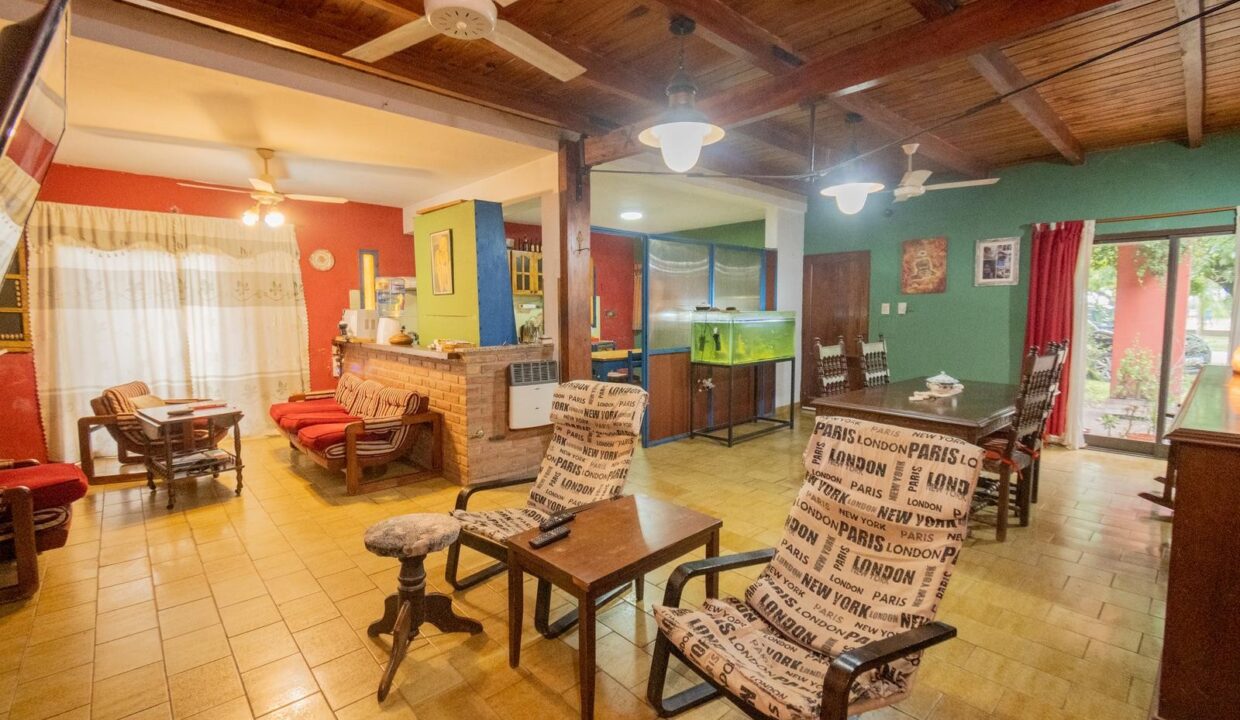 6920157_35105498215003593158131599245158369743221619140040121620090673736218134479000