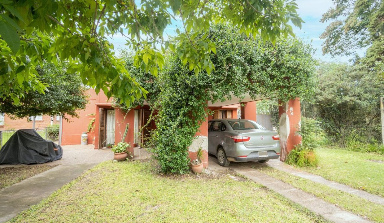 6920157_55787566619762139669905426373478270972342626943642777888865348247958594580893