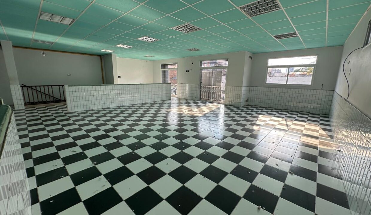 WhatsApp Image 2025-02-04 at 09.31.13 (12)