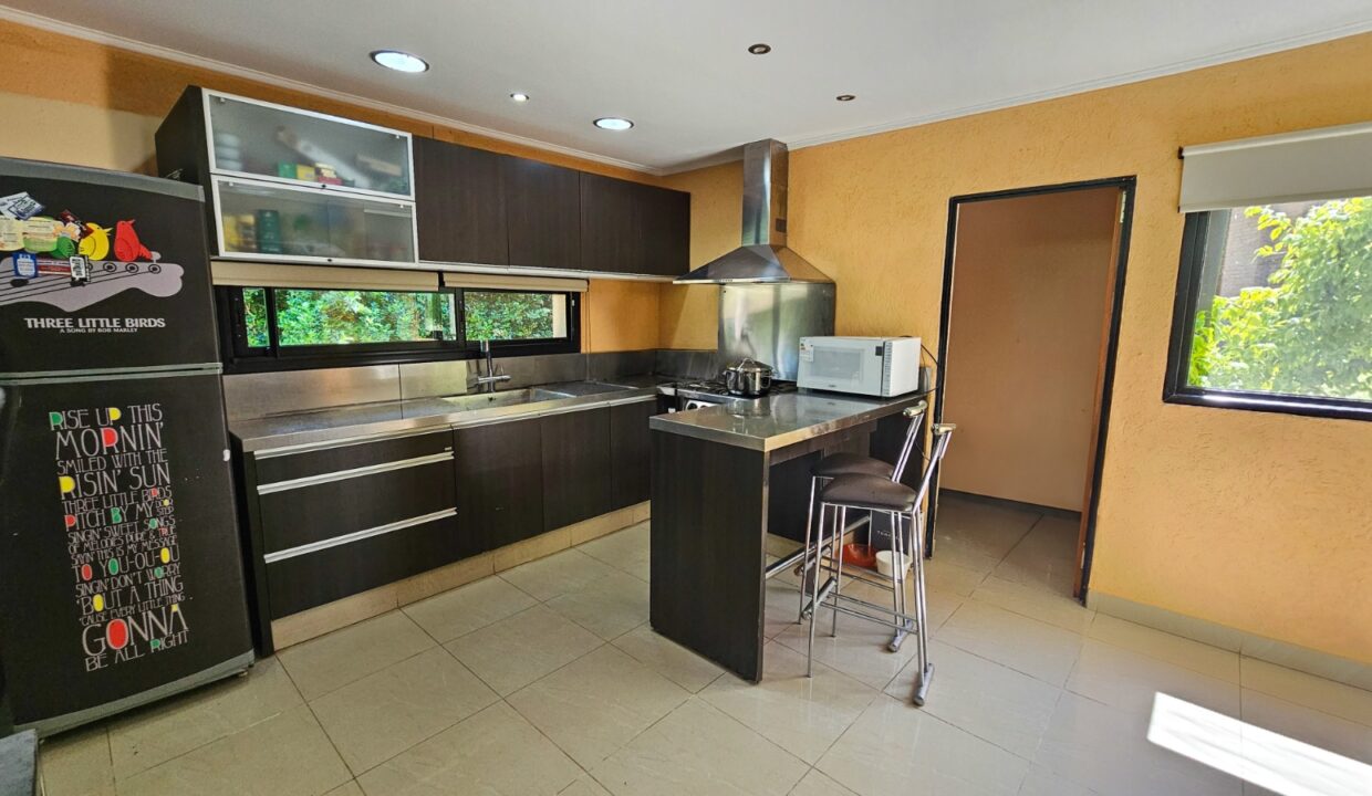 WhatsApp Image 2025-03-11 at 11.24.02 (1)