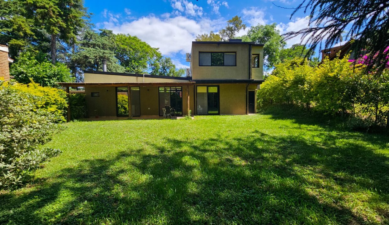 WhatsApp Image 2025-03-11 at 11.24.02 (2)