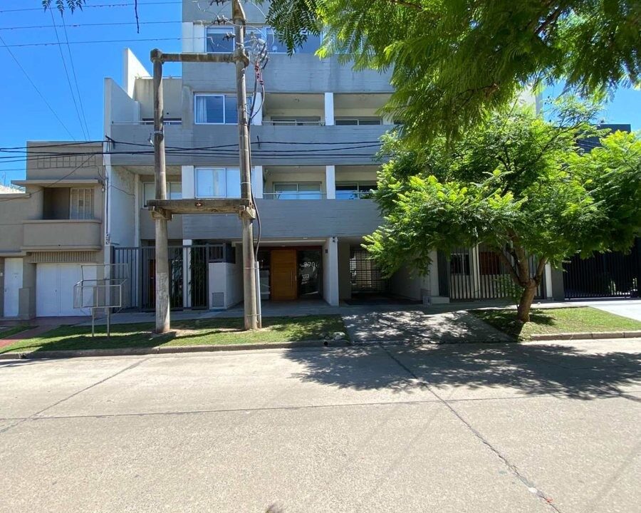 5f5a83a9-d494-469e-98af-2a239ea4779b