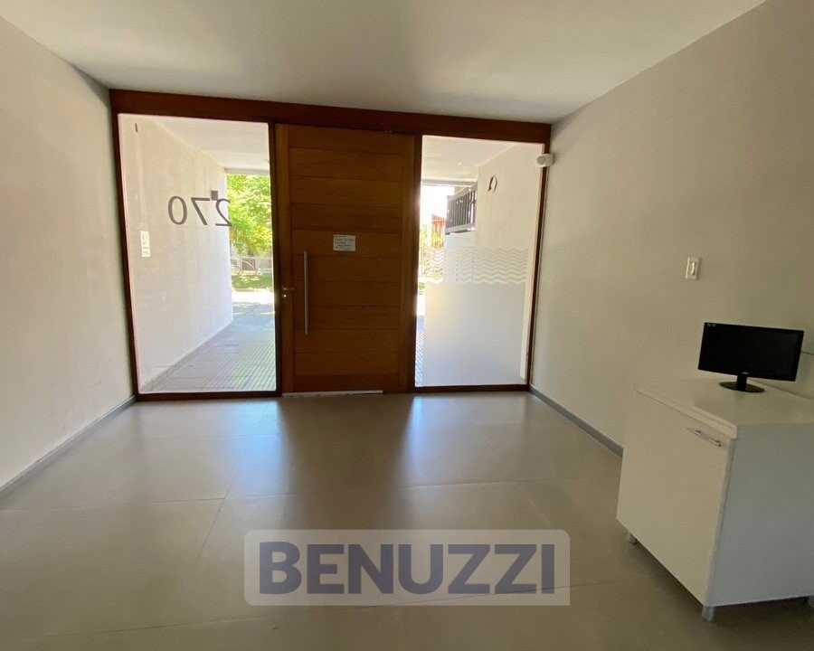 7e4f998a-a501-4df2-8aed-7a6975688278