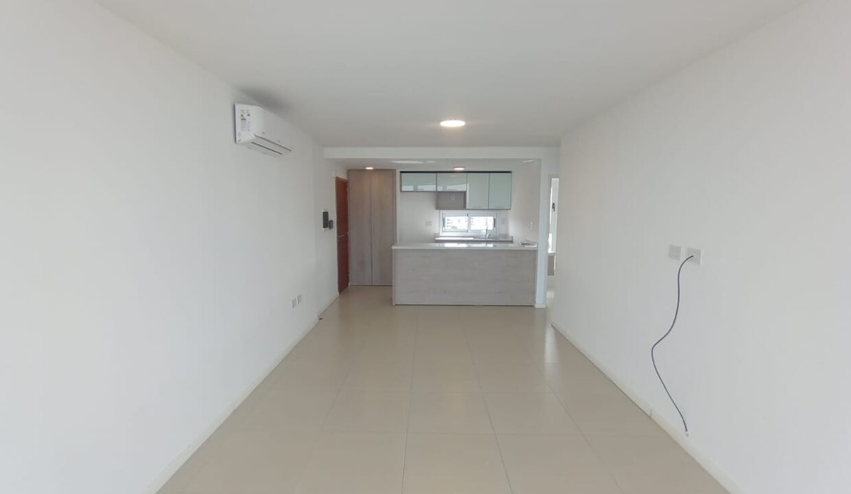 WhatsApp Image 2025-07-24 at 15.06.13 (2)