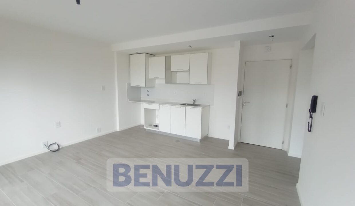 WhatsApp Image 2025-09-05 at 09.35.16