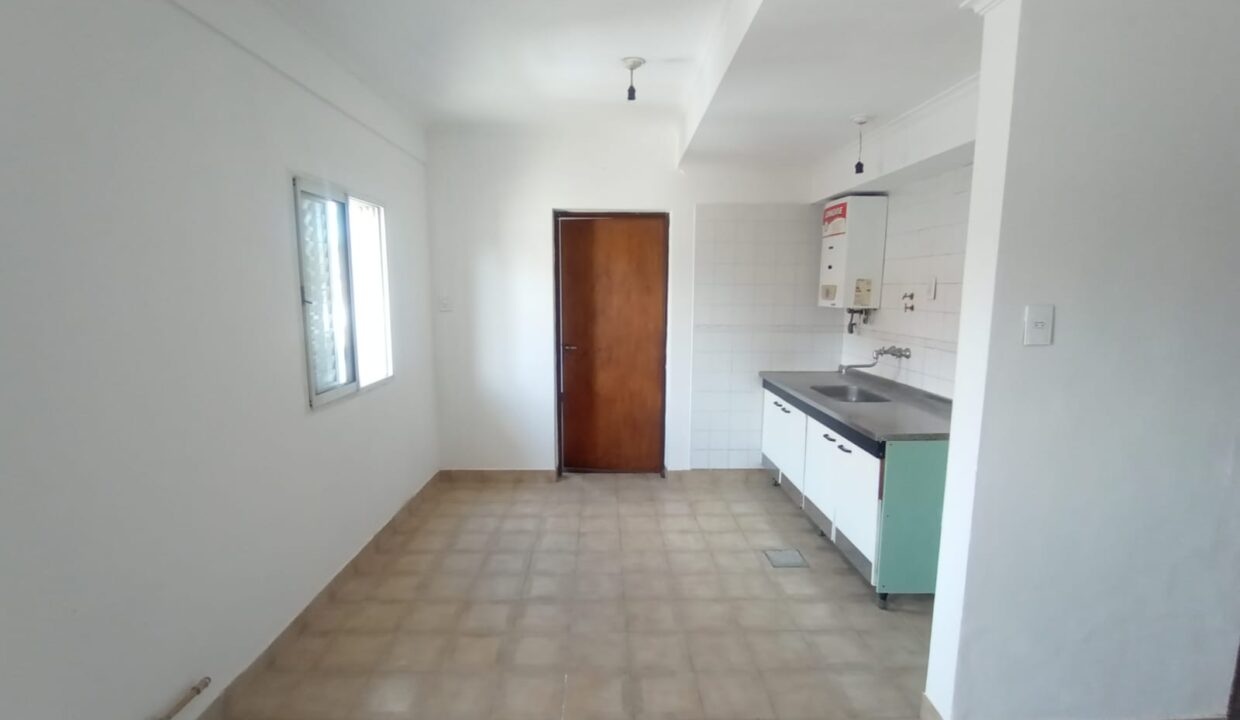 WhatsApp Image 2025-09-08 at 13.51.58 (2)