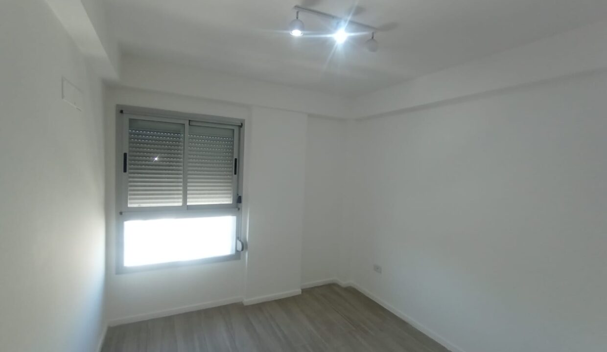 WhatsApp Image 2025-09-09 at 14.43.48 (1)