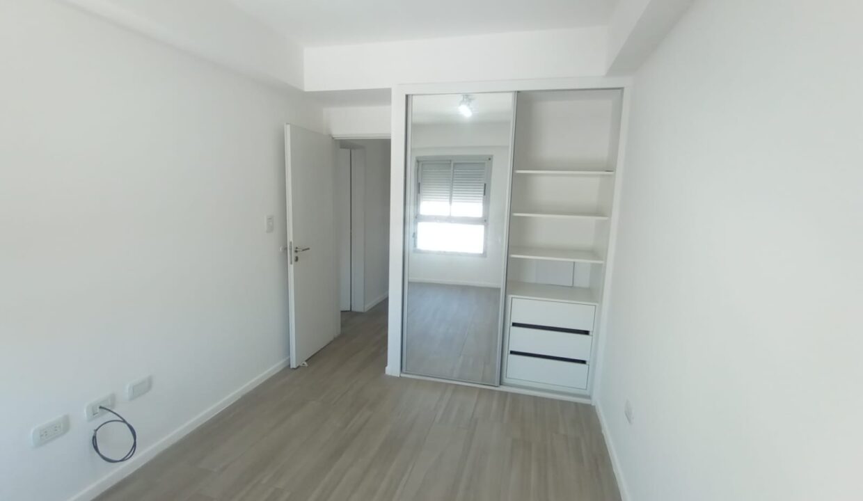 WhatsApp Image 2025-09-09 at 14.43.48 (2)