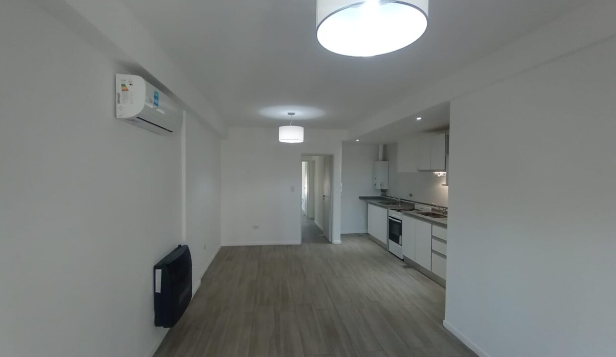 WhatsApp Image 2025-09-09 at 14.43.49 (1)