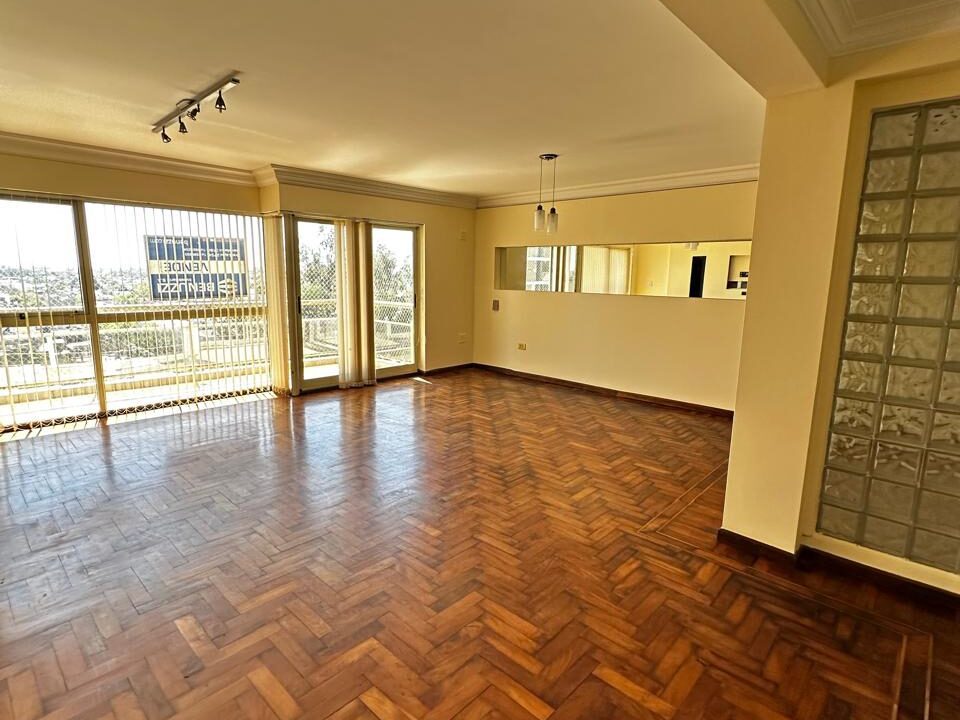 WhatsApp Image 2025-09-12 at 12.05.16 (1)