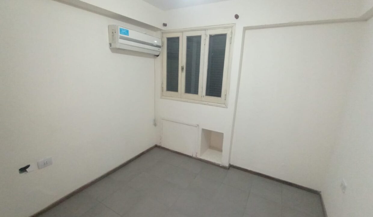 WhatsApp Image 2025-09-18 at 12.57.52 (1)