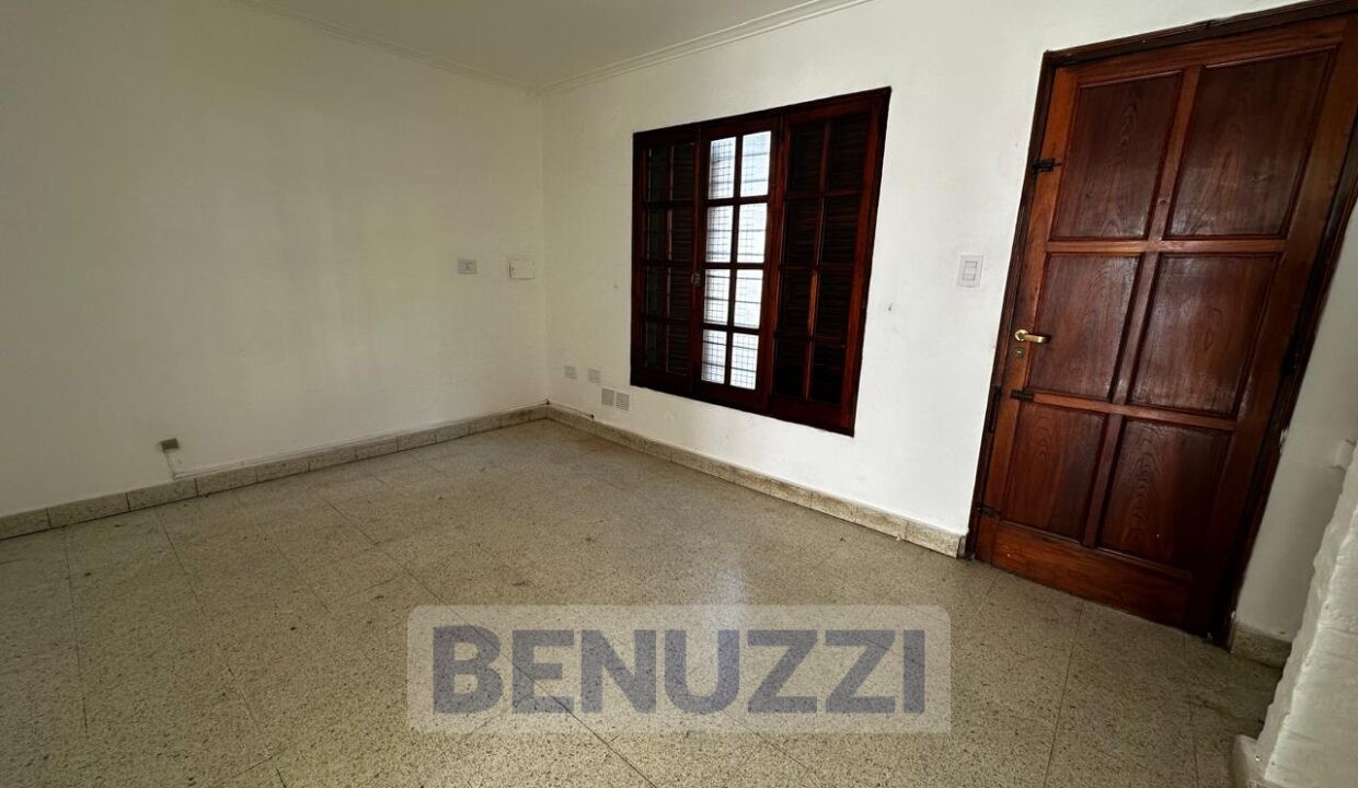 WhatsApp Image 2025-10-13 at 08.49.21 (3)