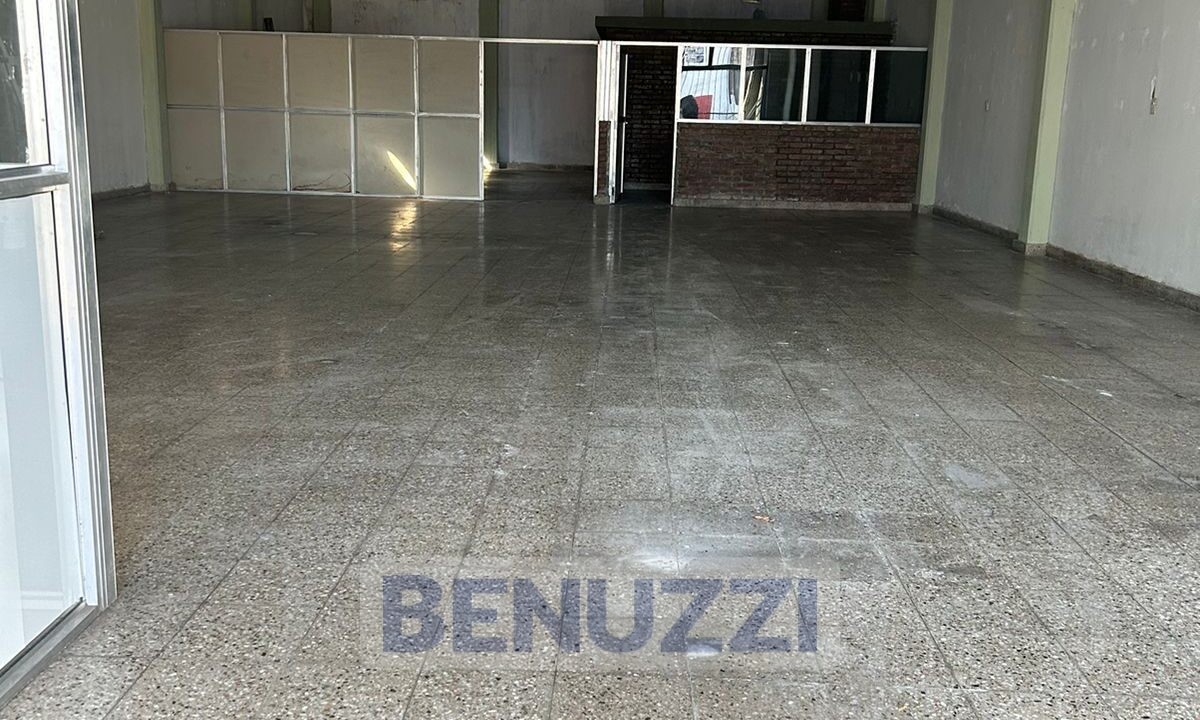 WhatsApp Image 2025-10-13 at 09.42.11