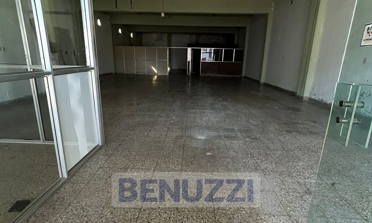 WhatsApp Image 2025-10-13 at 09.42.13