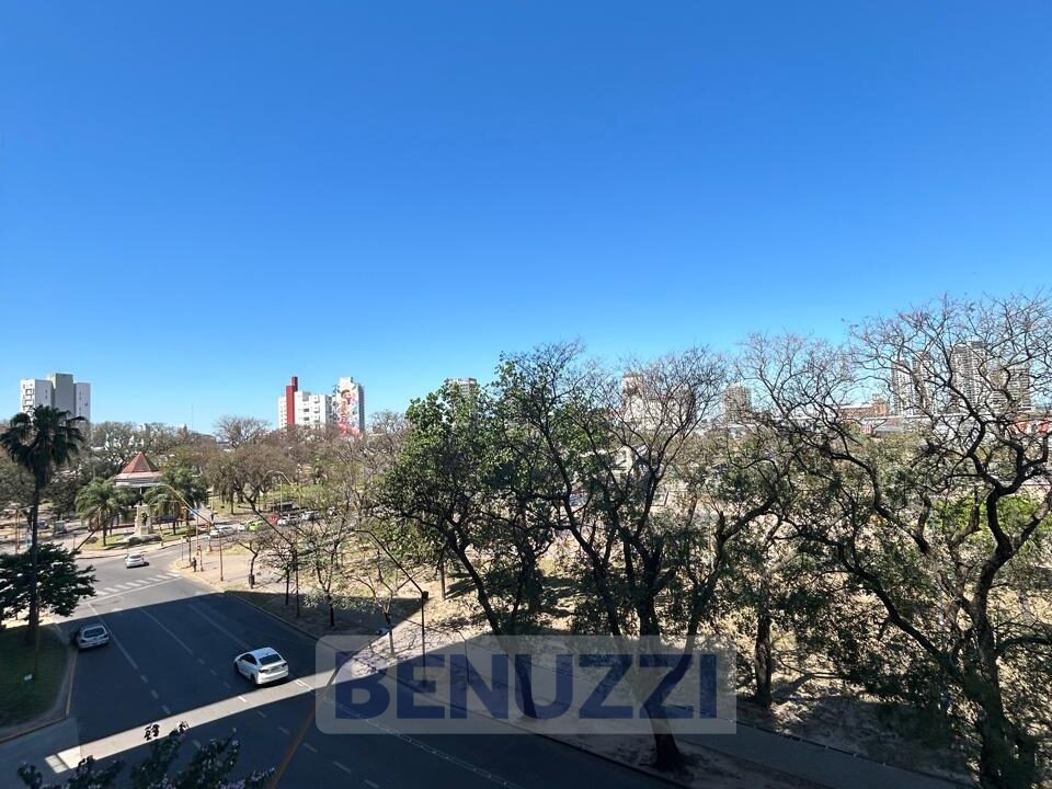 WhatsApp Image 2025-10-14 at 15.41.44 (2)