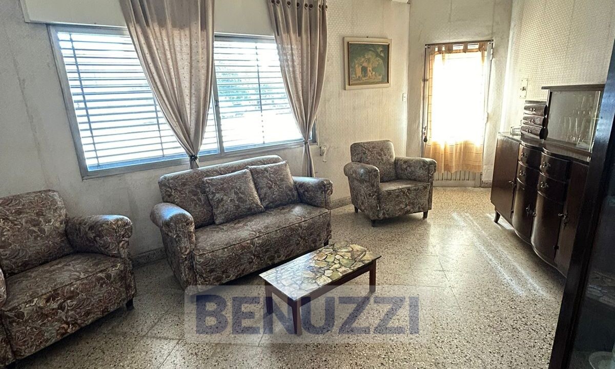 WhatsApp Image 2025-10-15 at 10.42.31 (4)