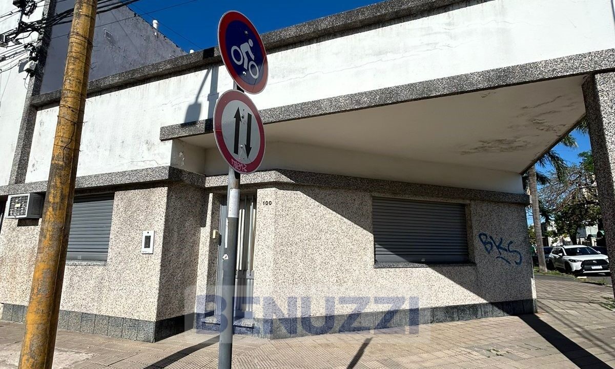 WhatsApp Image 2025-10-15 at 10.42.32 (1)