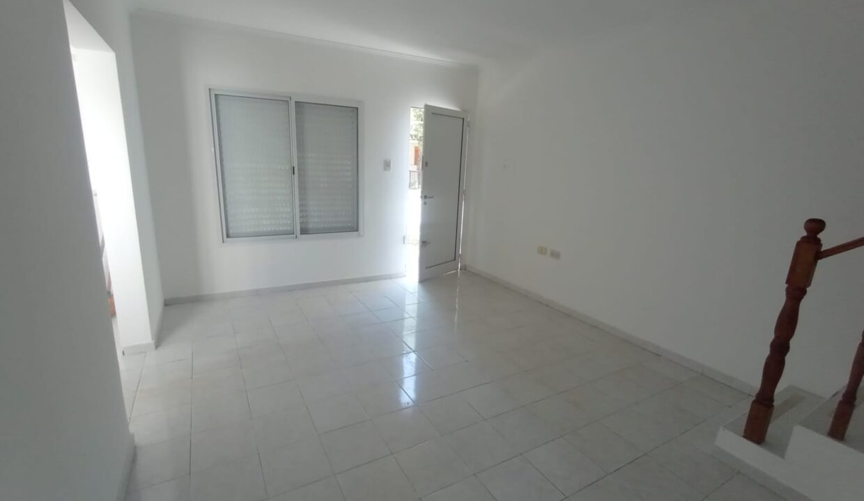 WhatsApp Image 2025-10-16 at 11.12.32 (2)