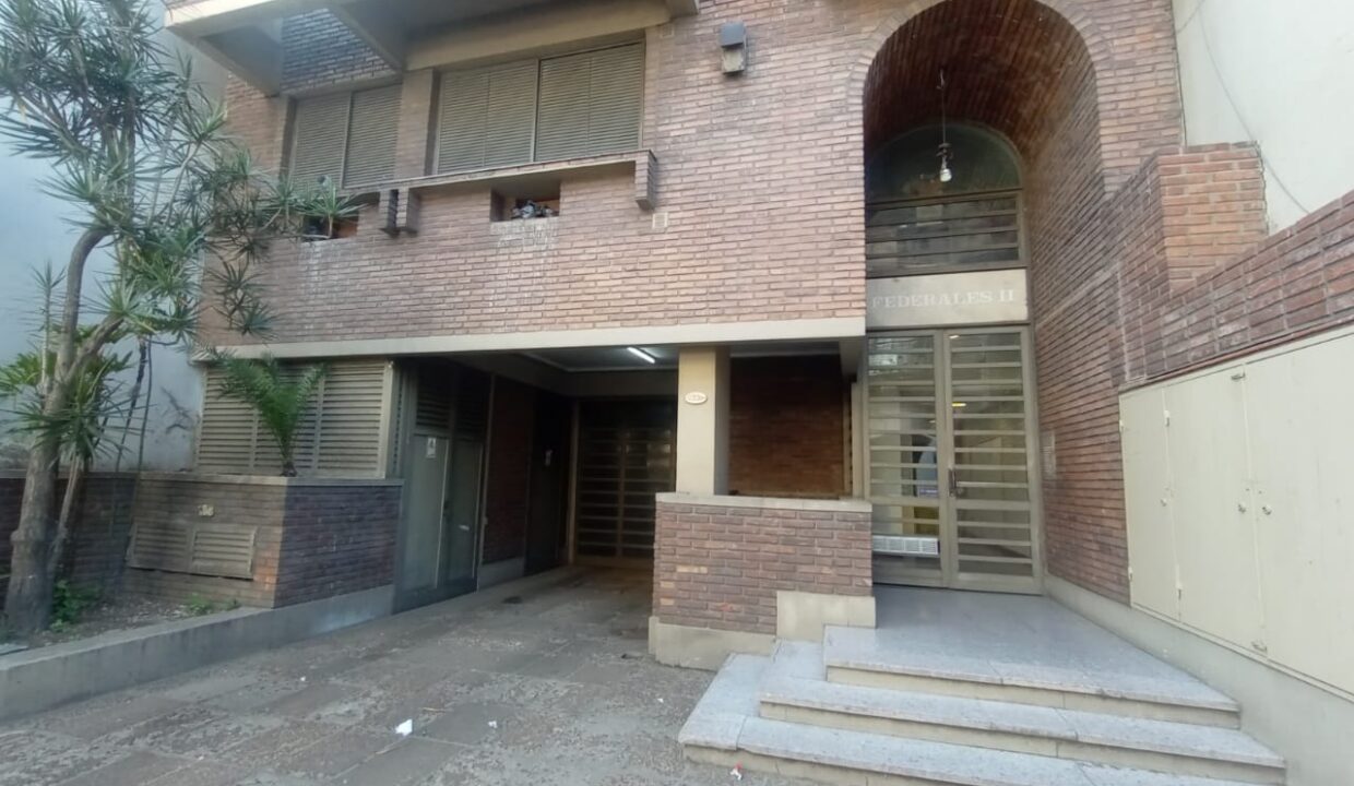 WhatsApp Image 2025-10-21 at 12.37.05 (1)