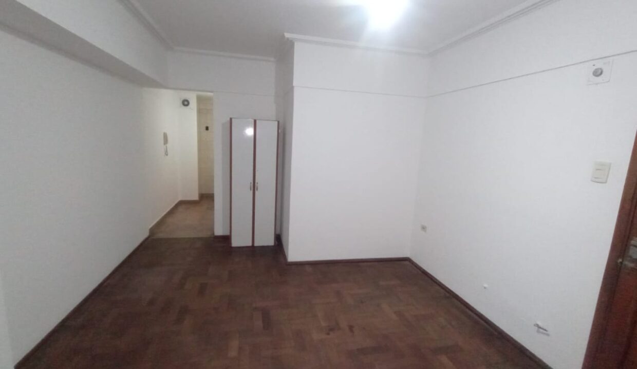 WhatsApp Image 2025-10-21 at 12.37.08
