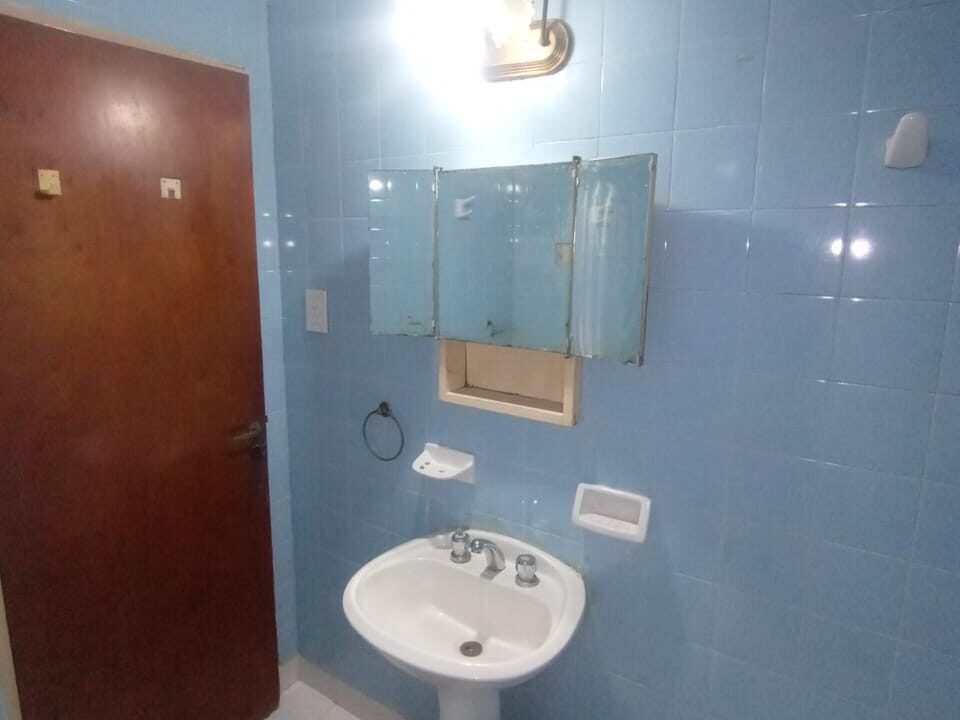 WhatsApp Image 2025-10-21 at 12.52.31 (2)