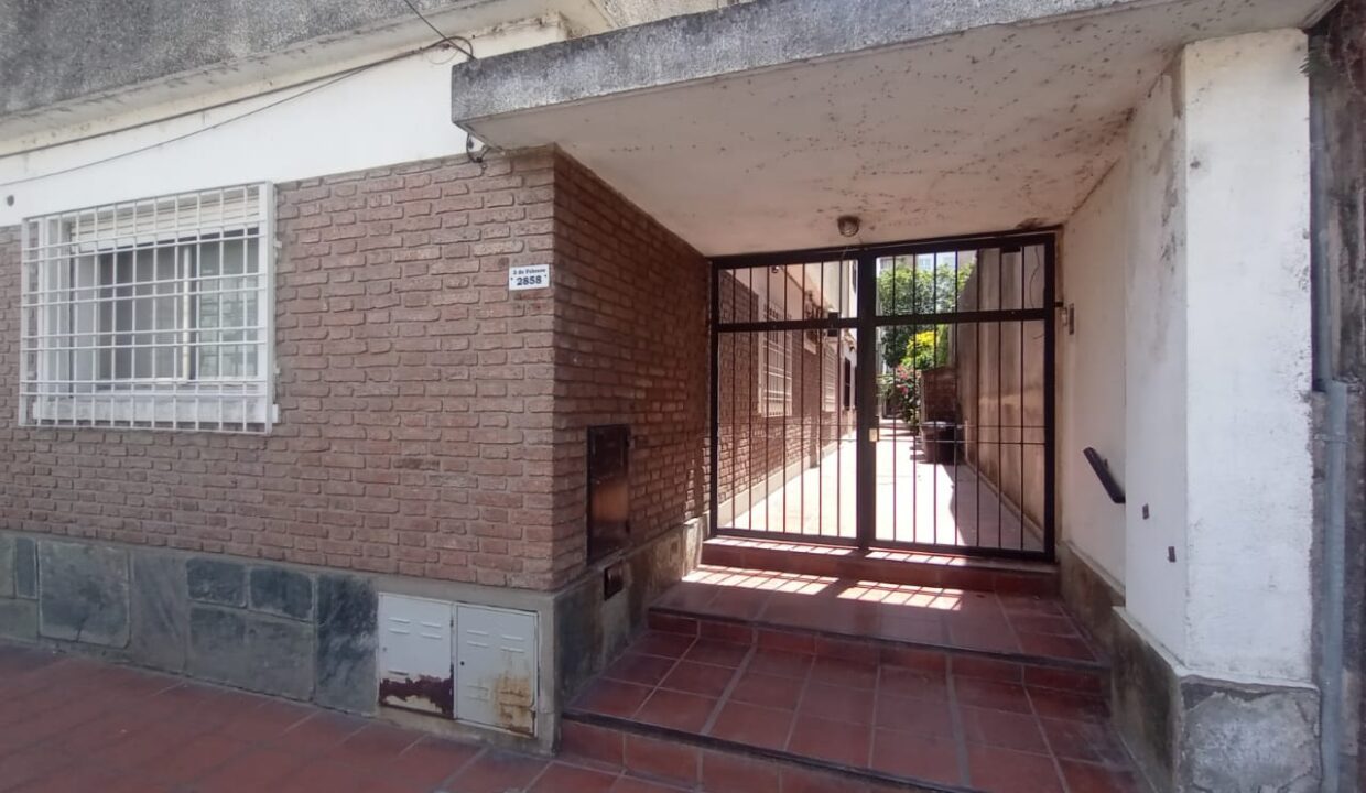 WhatsApp Image 2025-10-21 at 12.52.34 (2)