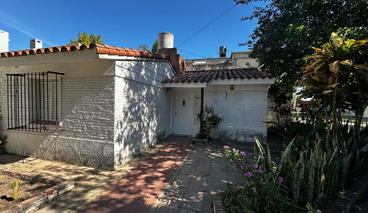 WhatsApp Image 2025-10-22 at 12.55.37 (1)