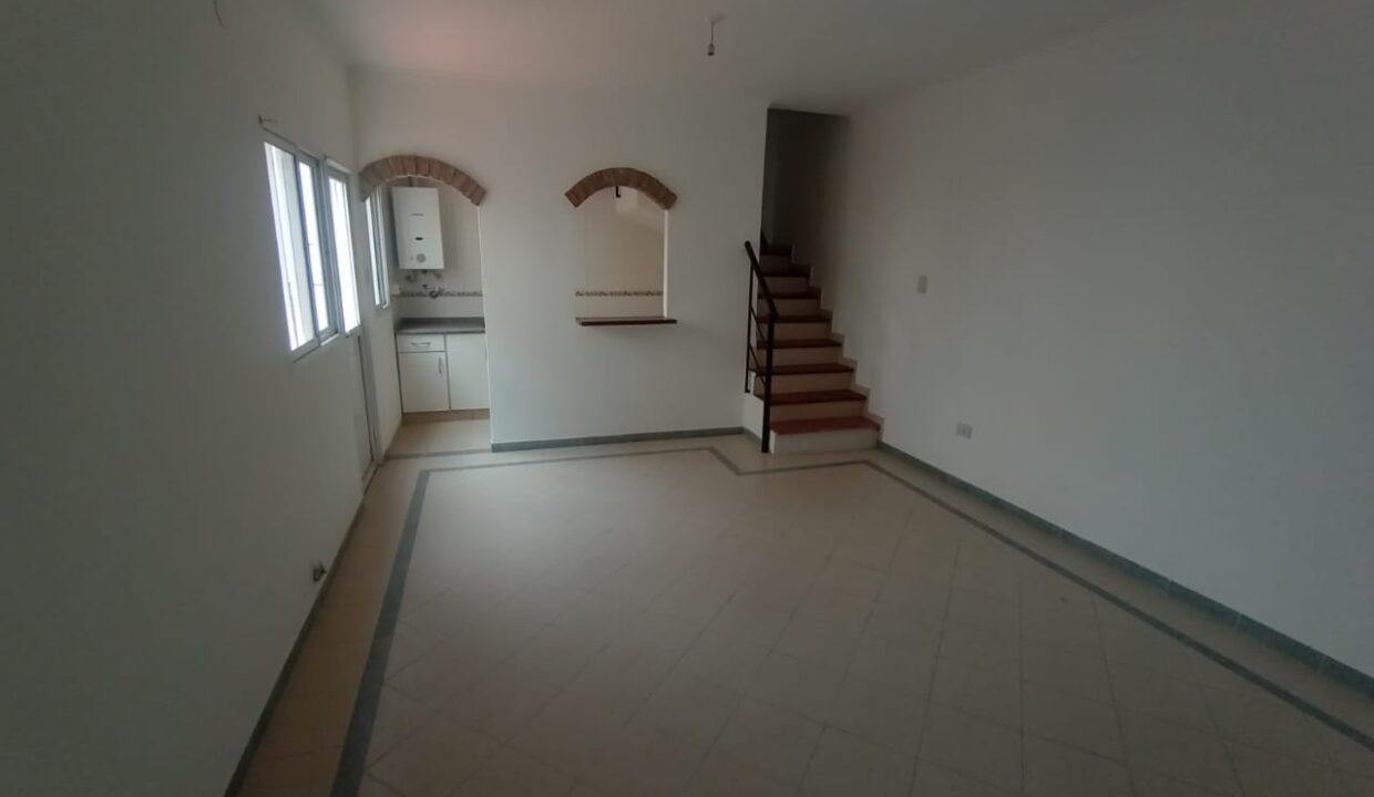 WhatsApp Image 2025-10-22 at 13.57.44