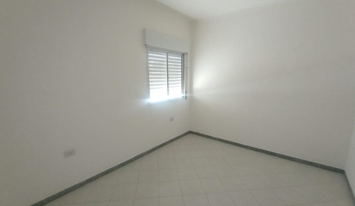 WhatsApp Image 2025-10-22 at 13.57.46 (2)