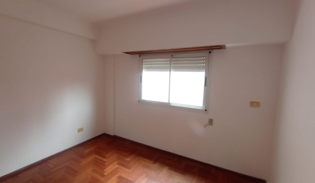 WhatsApp Image 2025-11-03 at 14.05.36 (1)