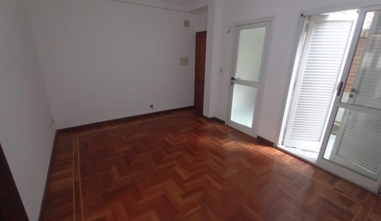 WhatsApp Image 2025-11-03 at 14.05.37 (1)