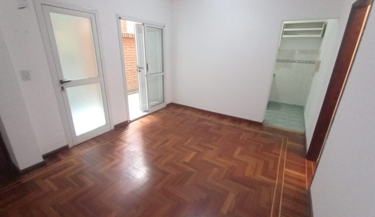 WhatsApp Image 2025-11-03 at 14.05.37