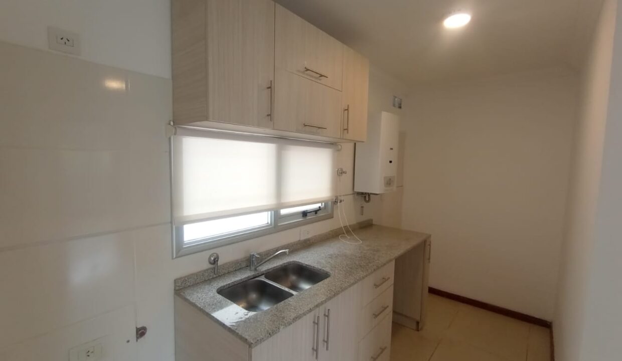 WhatsApp Image 2025-11-14 at 15.54.01 (3)