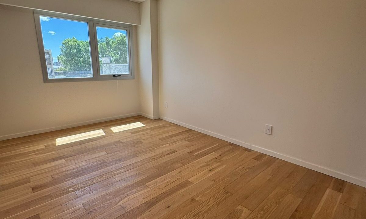 WhatsApp Image 2025-11-28 at 11.01.57 (3)