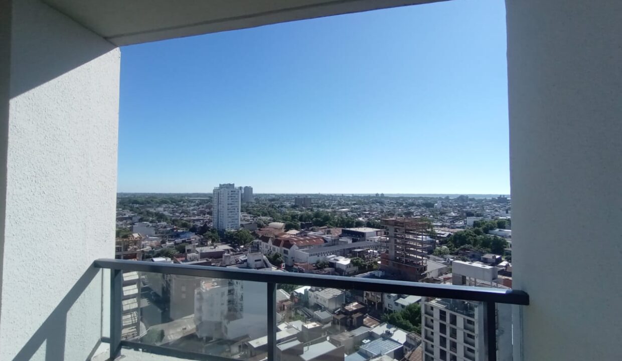 WhatsApp Image 2025-12-02 at 09.21.58 (2)