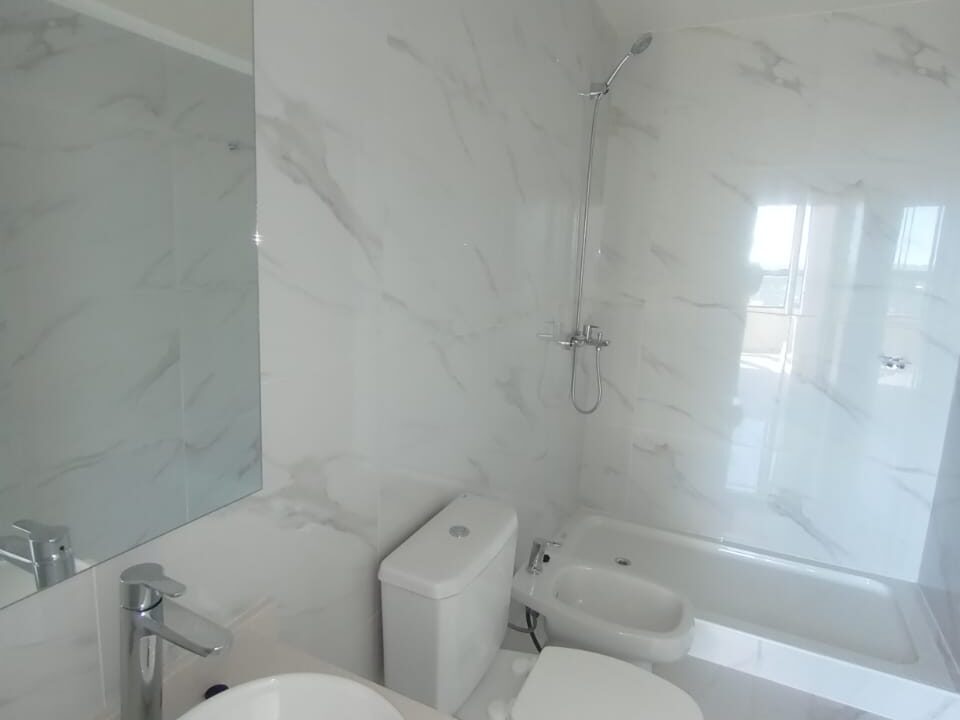 WhatsApp Image 2025-12-02 at 09.21.59