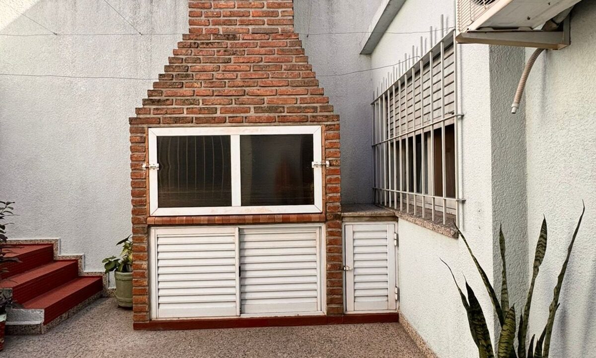 WhatsApp Image 2025-12-03 at 14.40.01