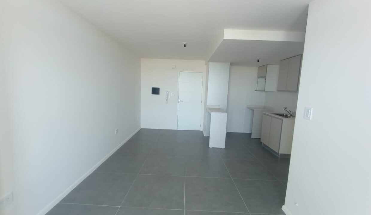 WhatsApp Image 2025-12-18 at 12.10.37 (1)