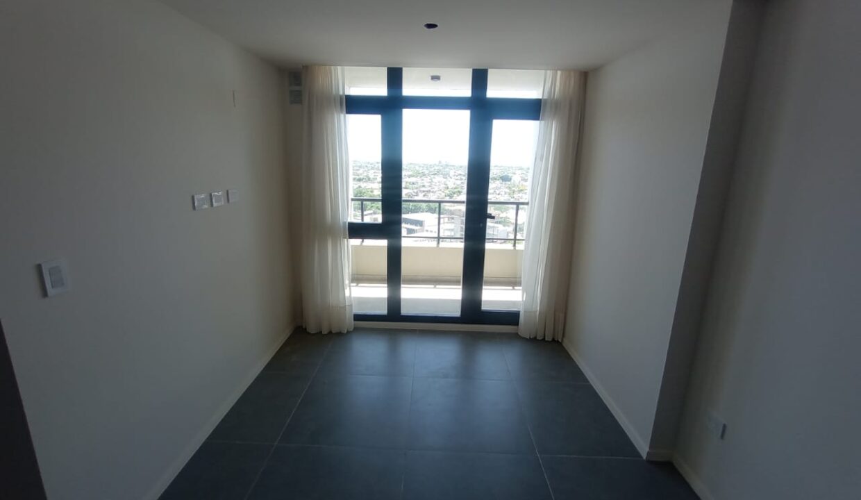 WhatsApp Image 2025-12-18 at 12.10.38 (1)