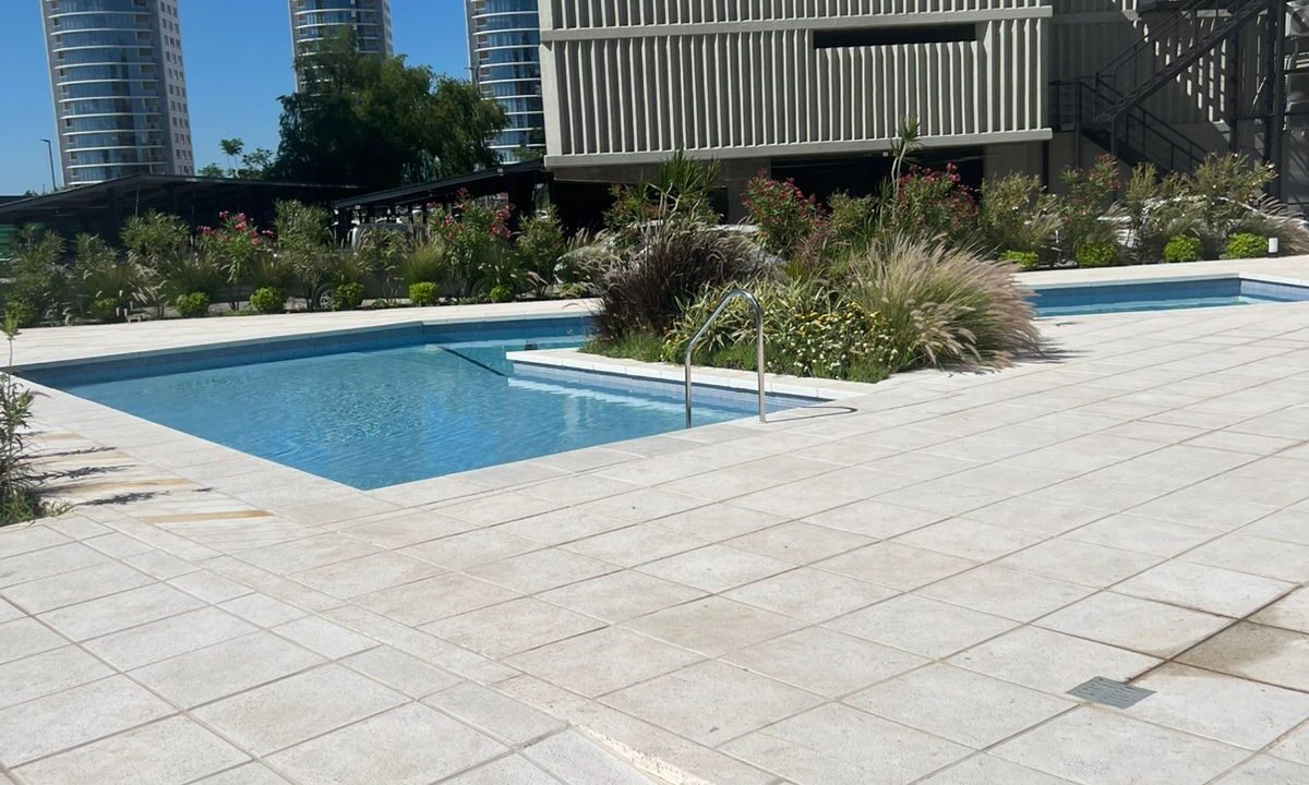 WhatsApp Image 2025-12-26 at 11.30.00