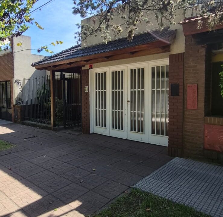 WhatsApp Image 2026-04-08 at 12.00.23