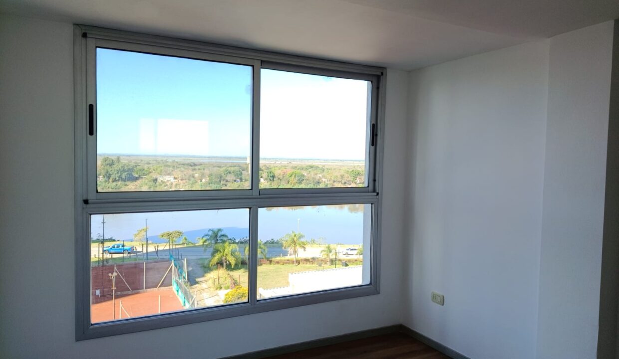 3 (3)