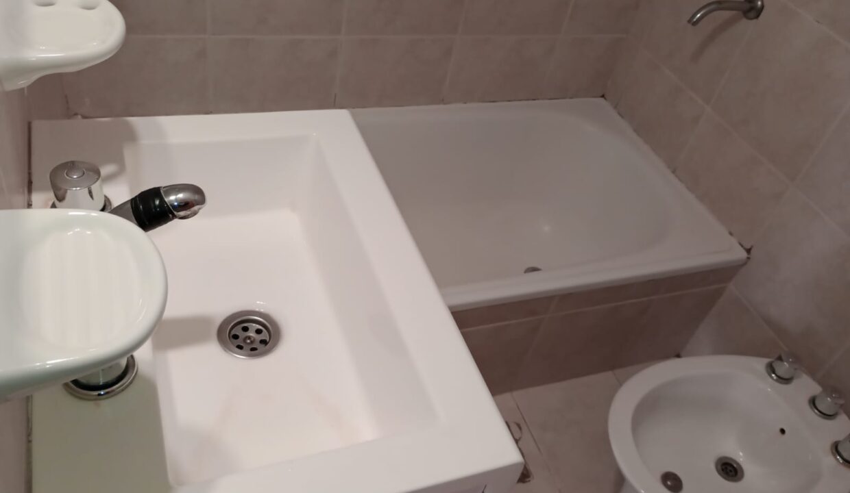 48534