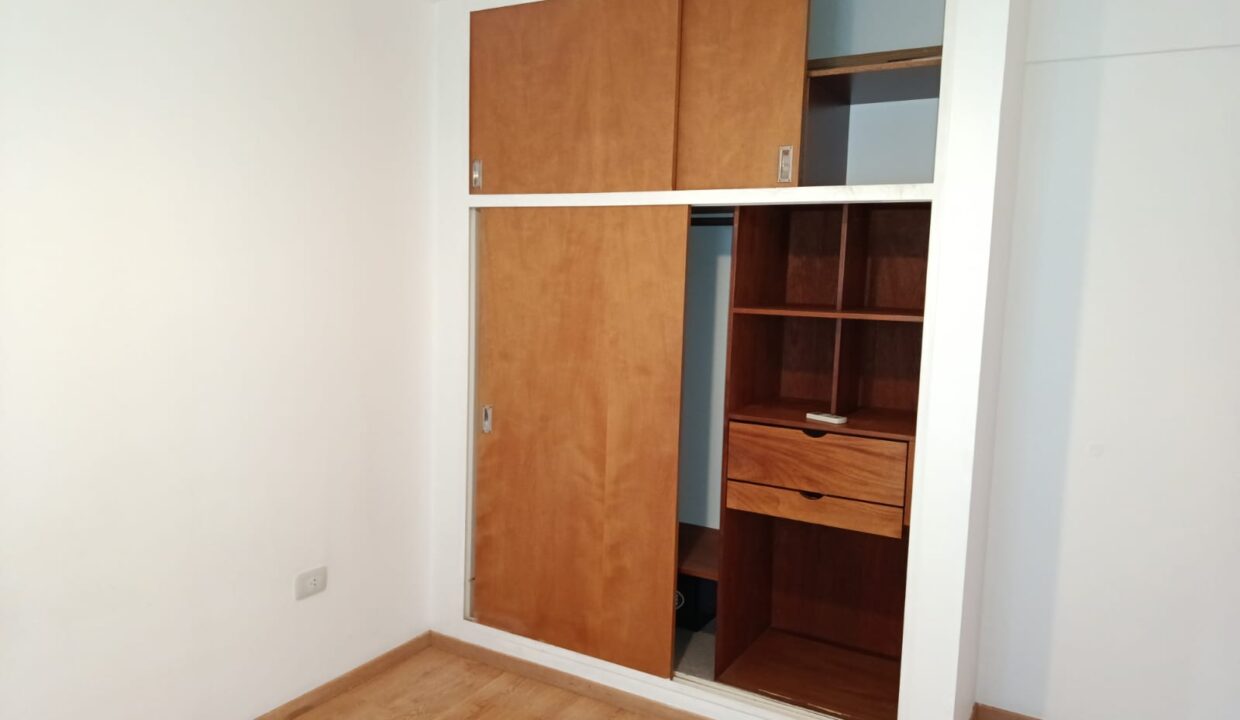 2 (8)