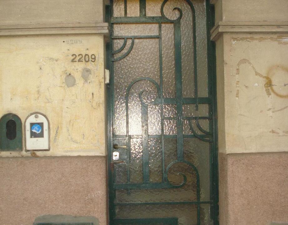 19351