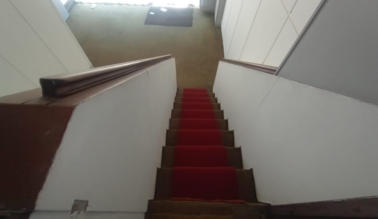 220
