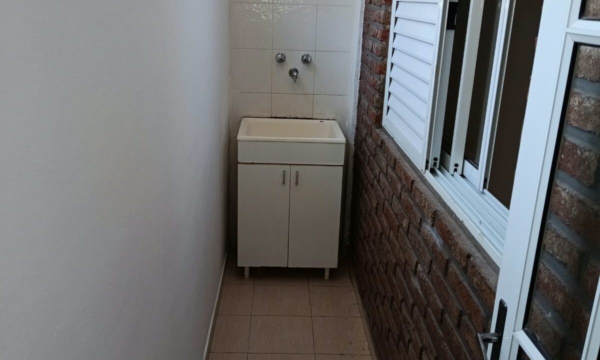 6648
